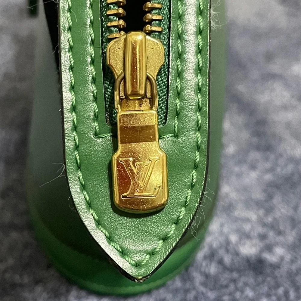 Louis Vuitton Epi Green St Jacques Handbag